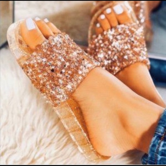 Restock Dripping embellished gold silver sandal - Picture 3 of 9